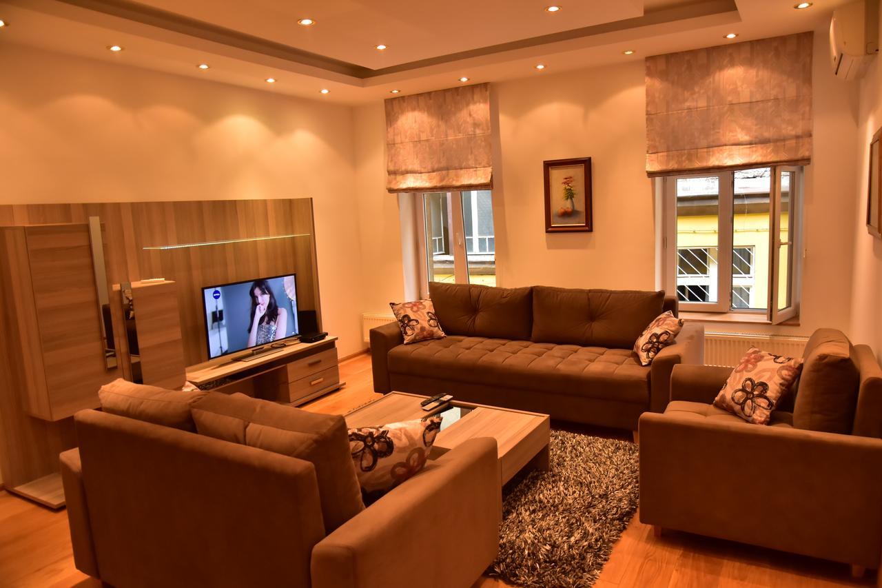 Ferhadija Luxury Apartment SJJ Exterior photo